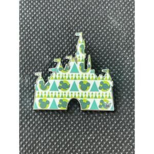 Hidden Disney Wave B Disneyland Castle